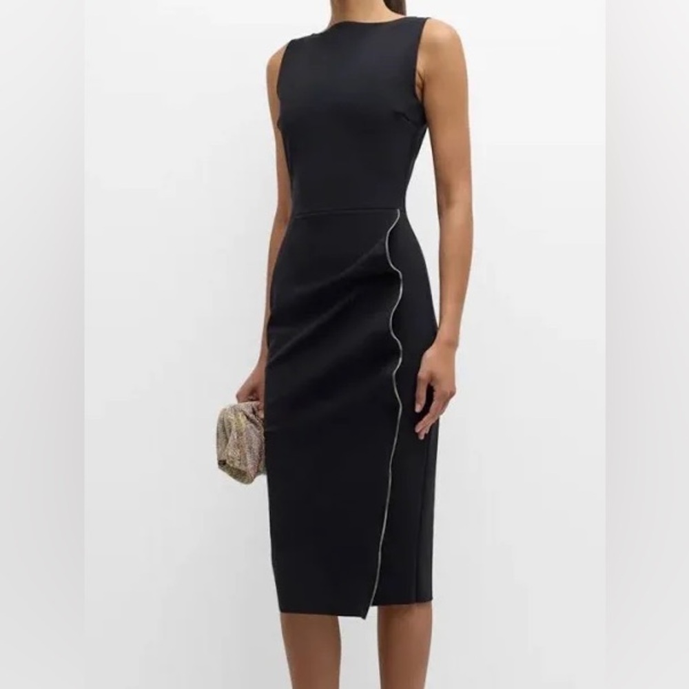Chiara Boni Elegant Black Sleeveless Dress
